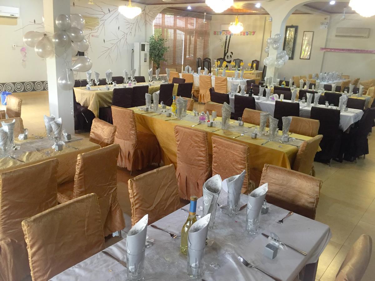 Sweet Garden Hotel Кумаси Екстериор снимка