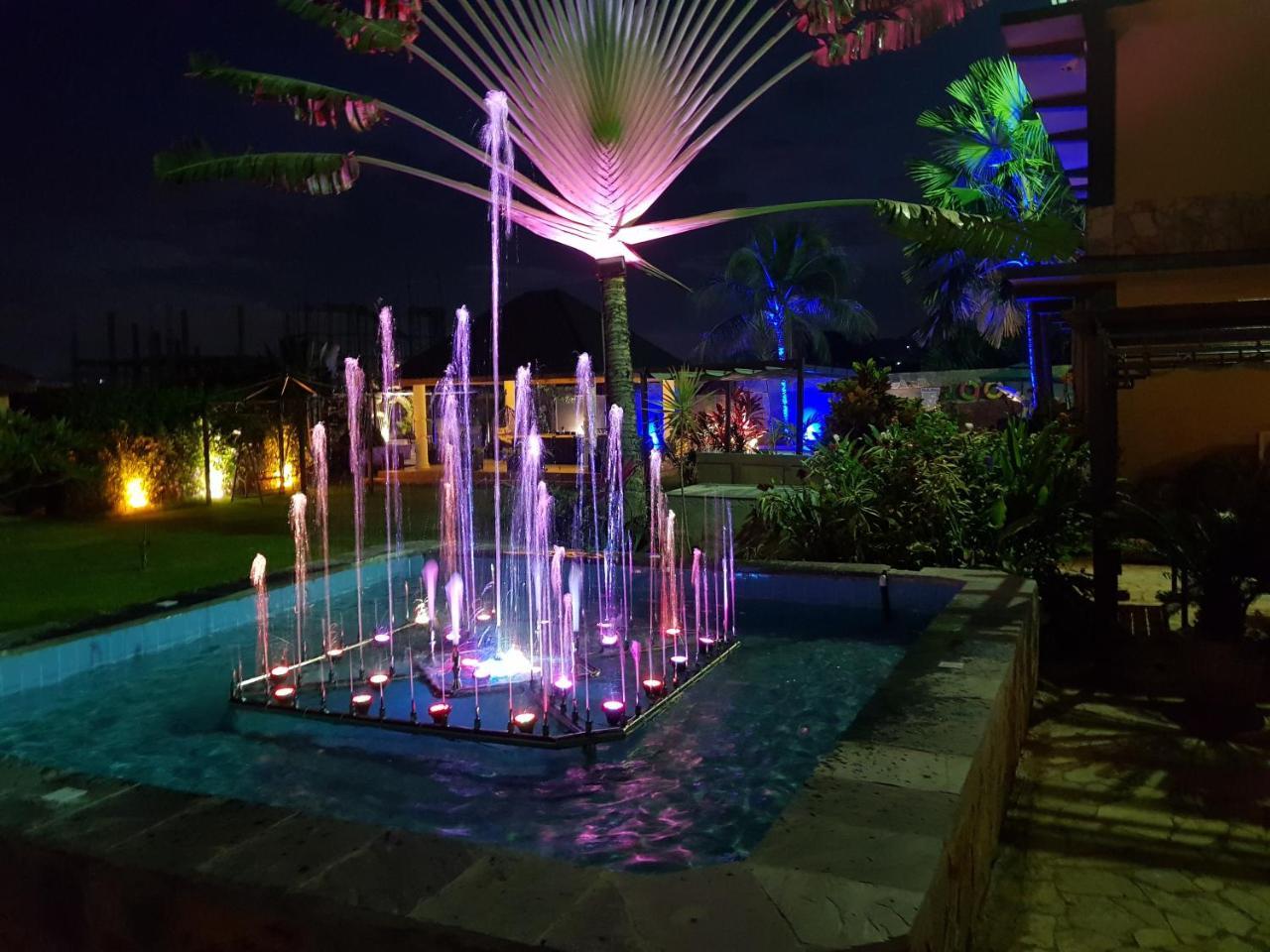 Sweet Garden Hotel Кумаси Екстериор снимка